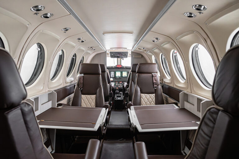 King-Air-B200-N795PA-17