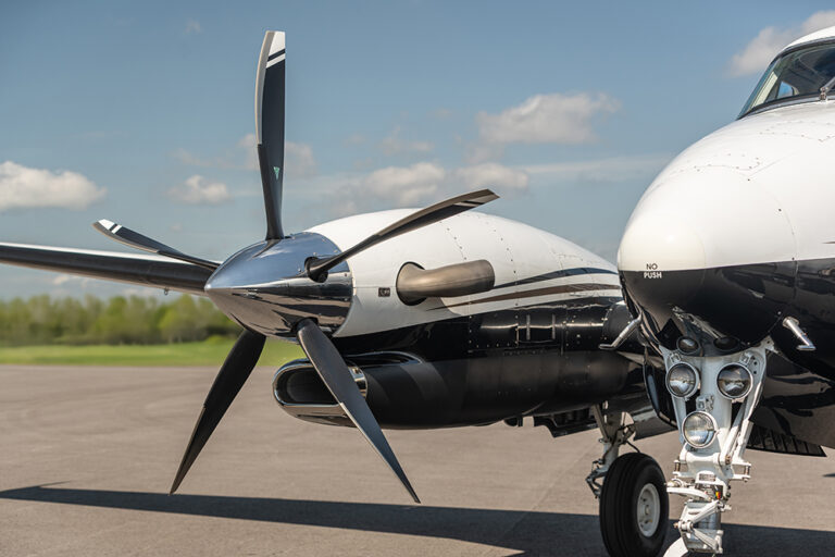 King-Air-C90GTi-N528GM-21