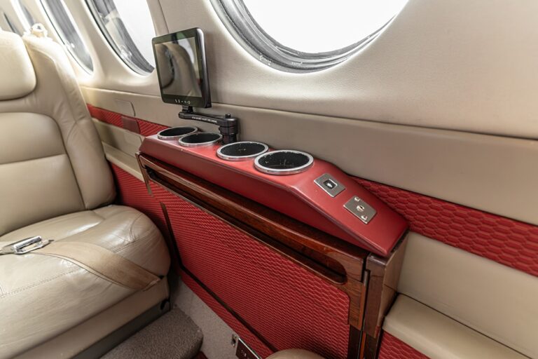 KingAir-350-N4ISU-24