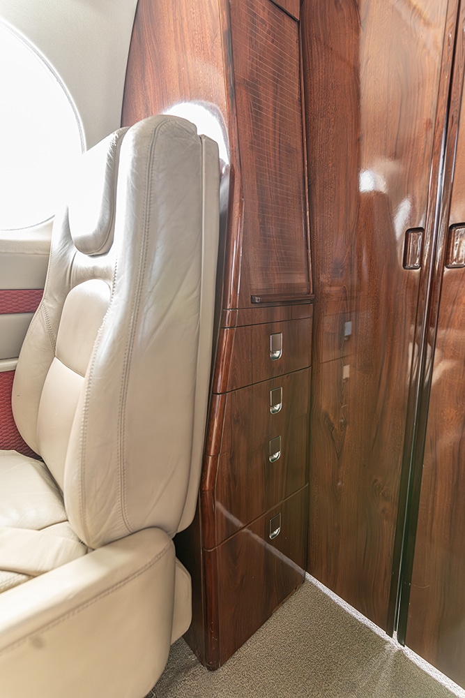 KingAir-350-N4ISU-27