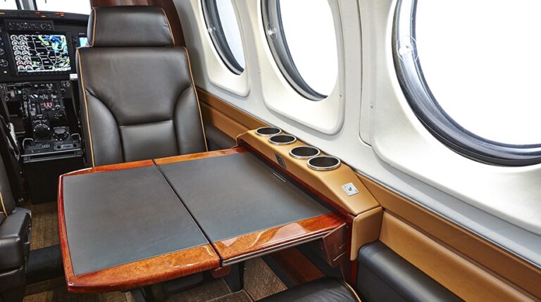 LJ-1671-Interior-Table_921x515