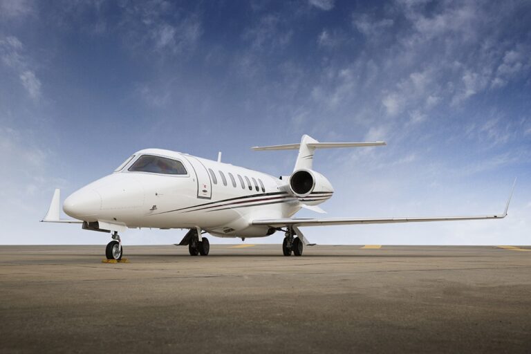 Lear-40