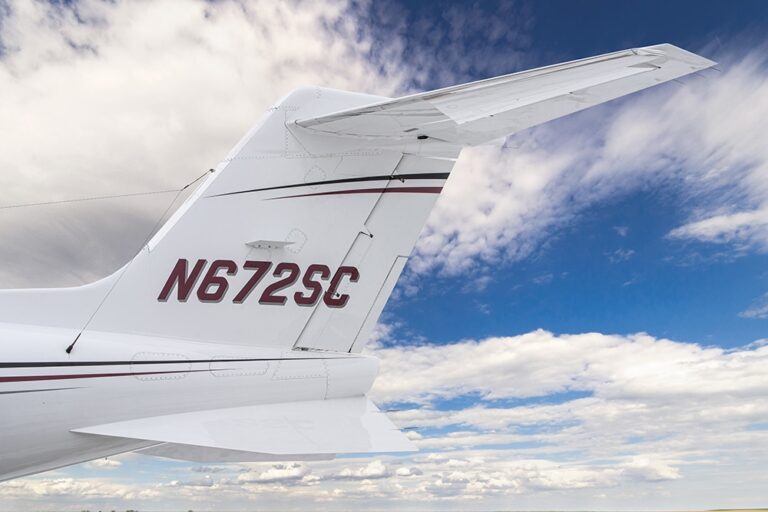 Lear-40XR-N672SC-37