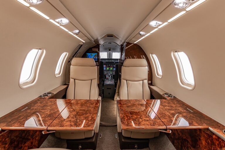 Lear-45-451-Interior-Aft-Fwd-Trays-1200x800-1
