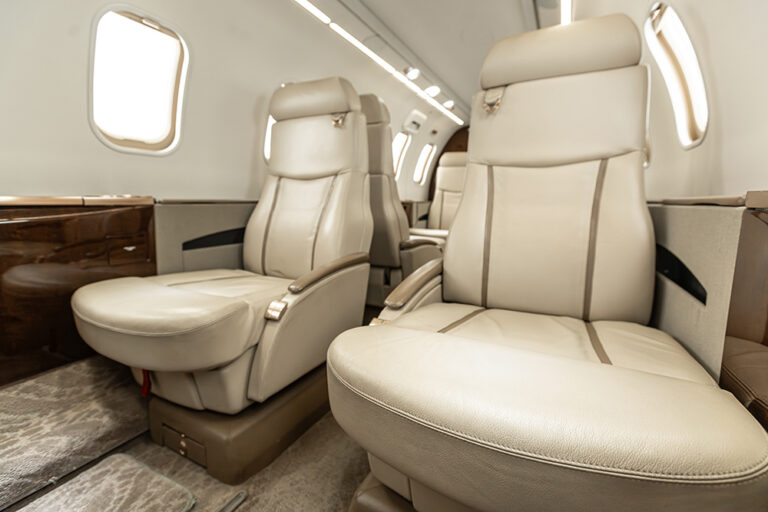 Lear-45XR-N451A-28