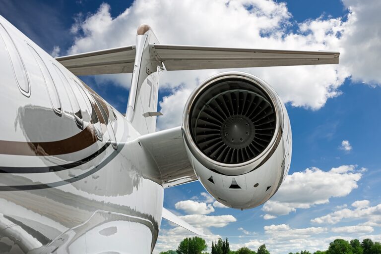 Lear-75_45-567_8