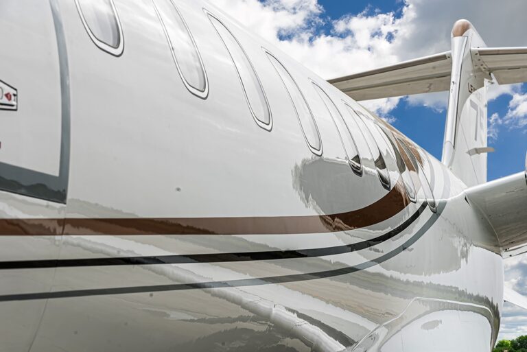 Lear-75_45-567_9