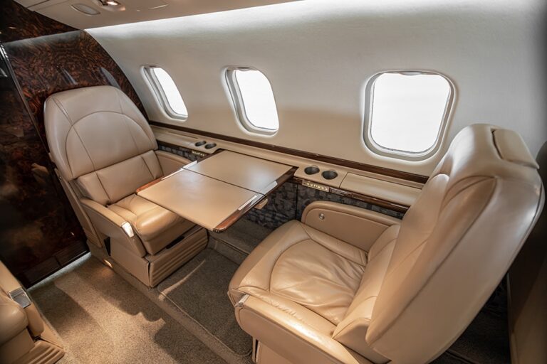 Lear60-N496WH-10