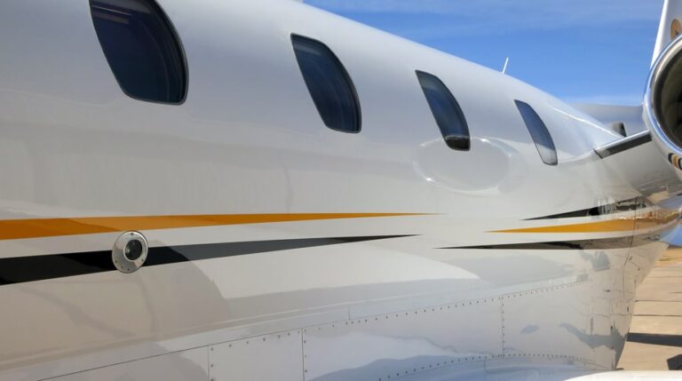 N108EK-Exterior-paint-2-921x515-1