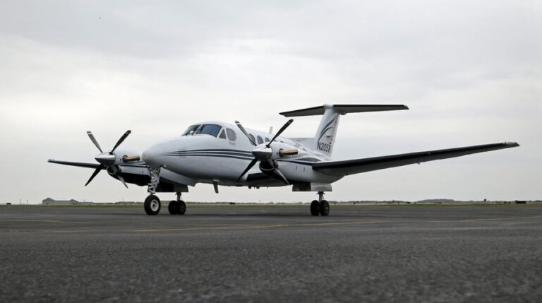 N205RA-Exterior-Low-view-921-x-515