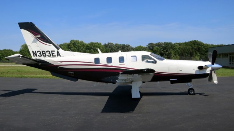 N363EA-Side-View-921x5151-1