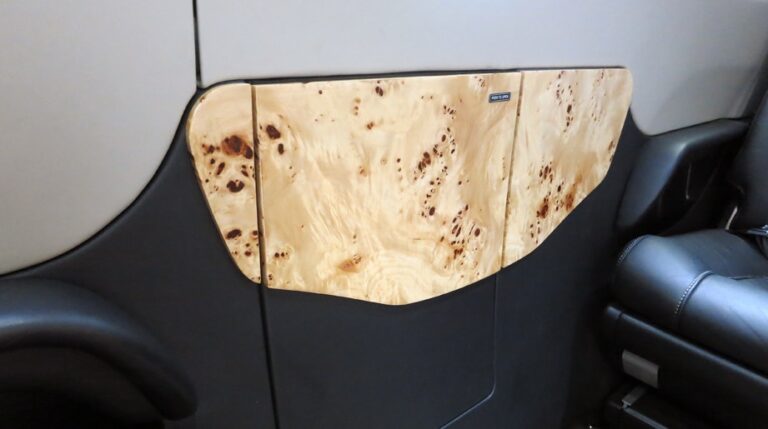 N363EA-wood-921x515-1