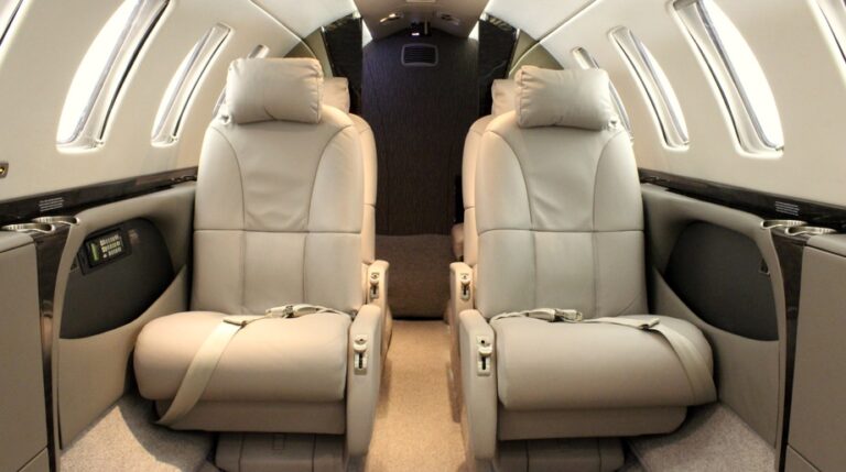 N687DS-Aft-no-tables-921x515-