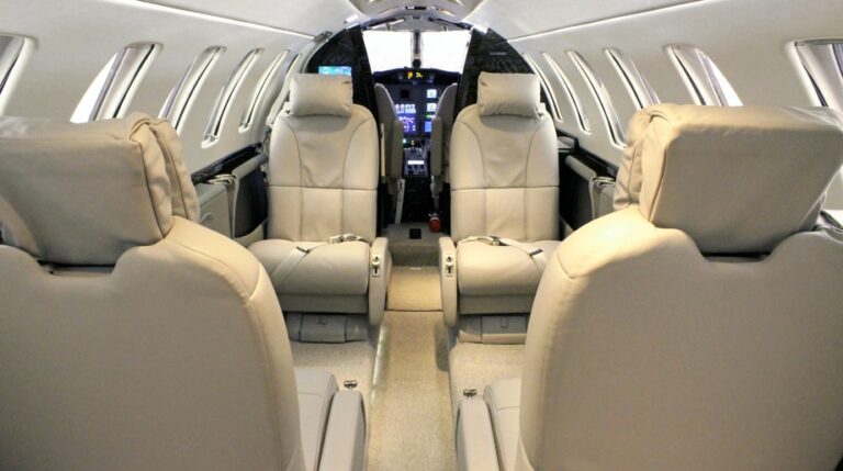 N687DS-Interior-fwd-warm-tones-921-x-515