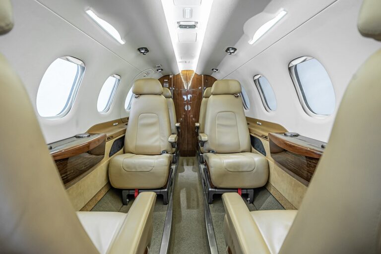 Phenom-300-50500019-DSC03072