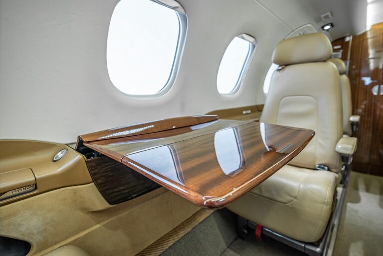 Phenom-300-50500019-DSC03080