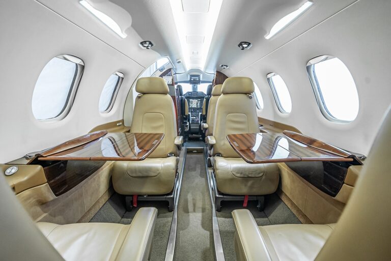 Phenom-300-50500019-DSC03082