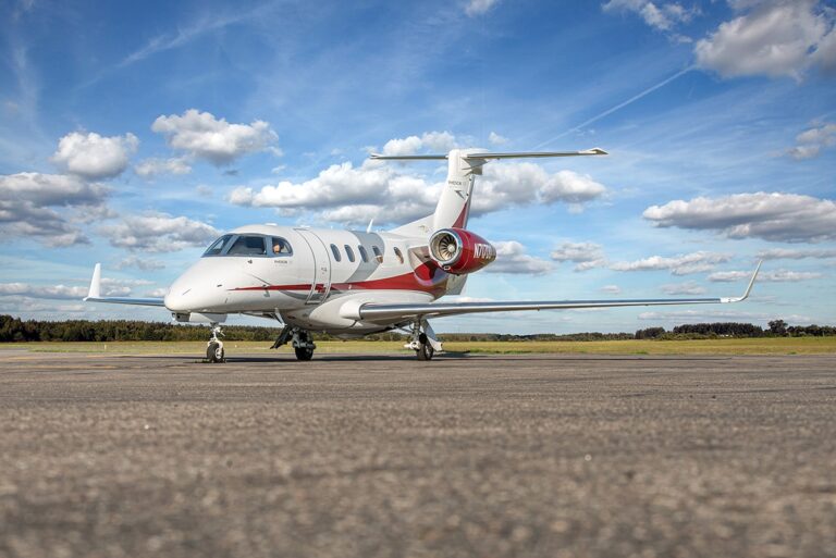 Phenom-300-50500019-DSC03115-1