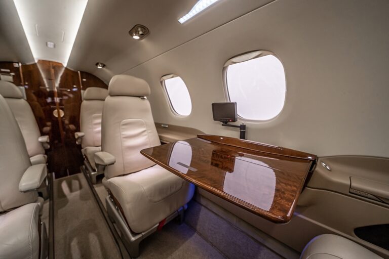 Phenom-300-50500031-AX0I2149