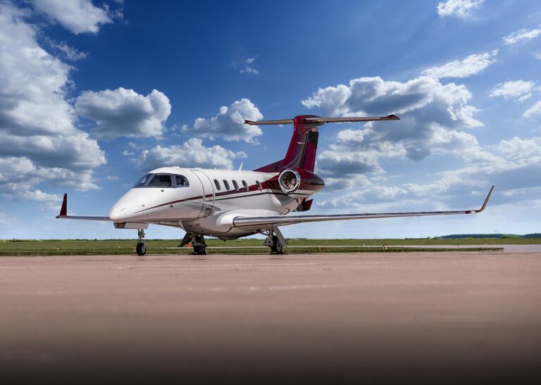 Phenom-300-50500031-AX0I2229-1