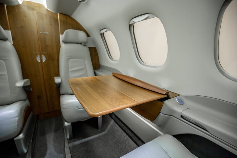 Phenom100-N161CE-18