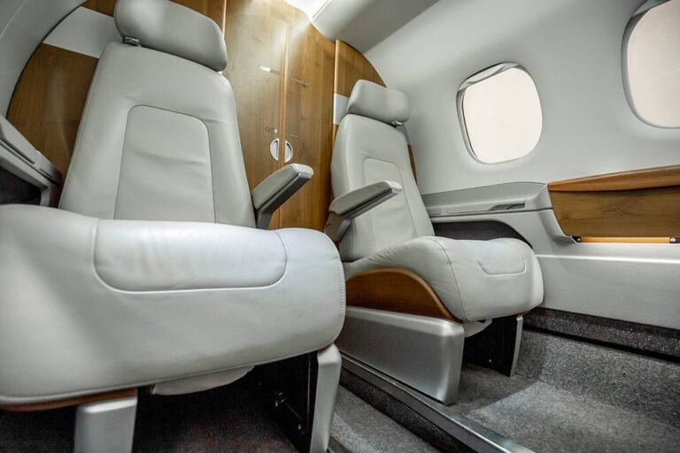 Phenom100-N161CE-19