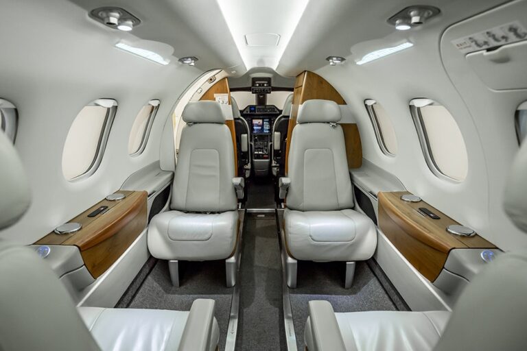 Phenom100-N161CE-21