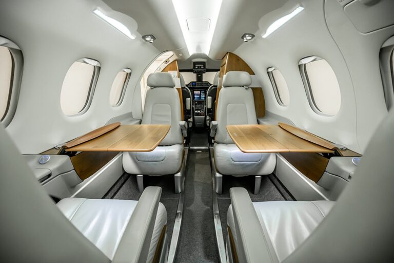 Phenom100-N161CE-26