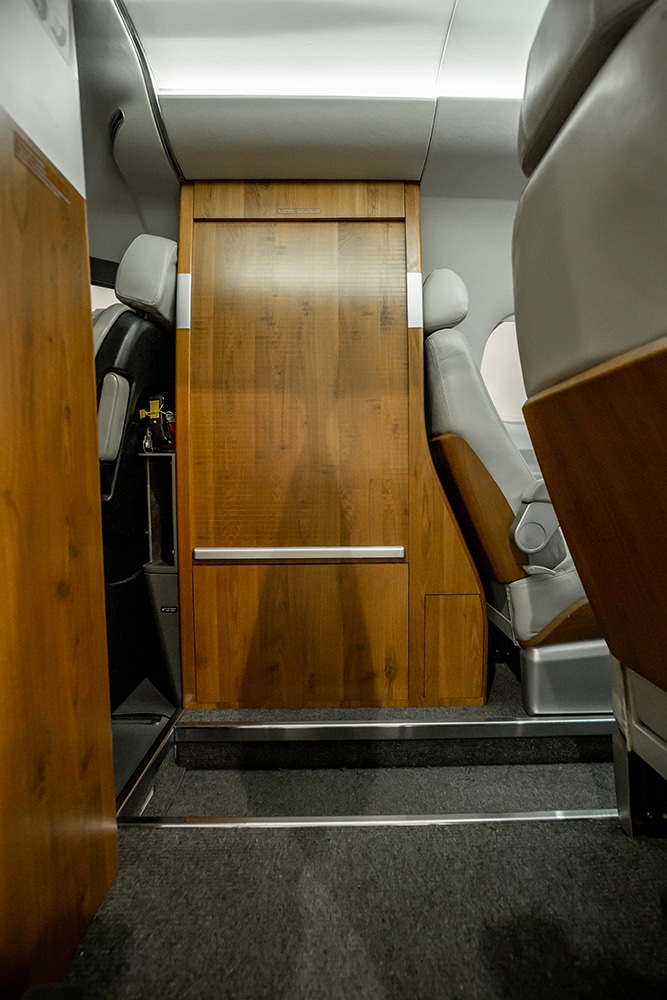 Phenom100-N161CE-28