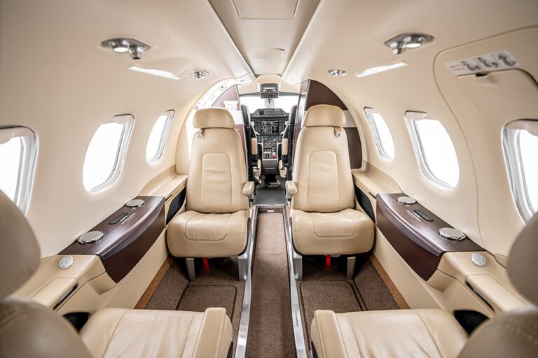 Phenom100-N611EC-19