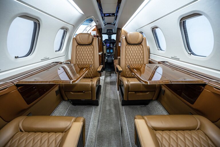 Phenom300E-N713WD-23