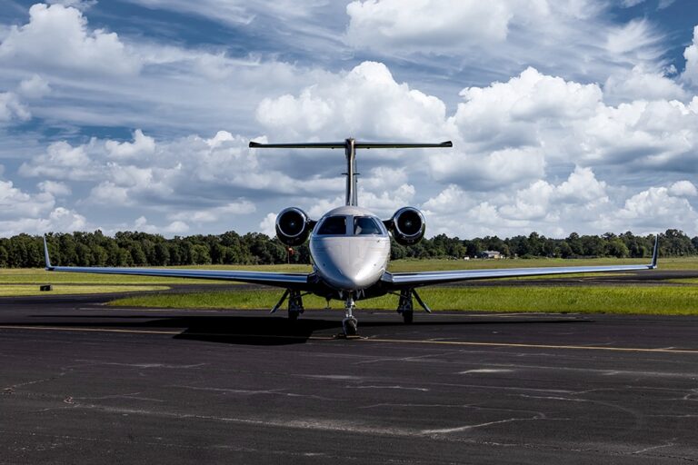Phenom300E-N88W-2