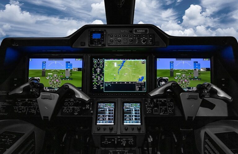 Phenom300E-N88W-24-2