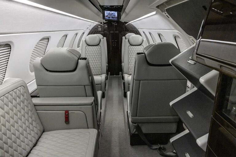 Phenom300E-N88W-28