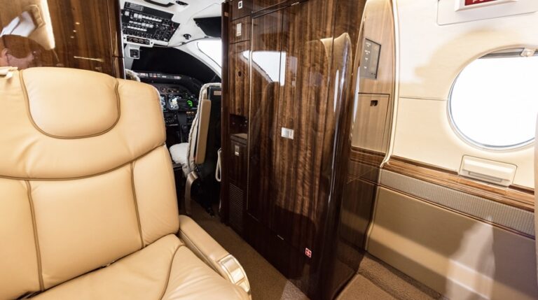 RK-236-Interior-Pic-Cabinet-921-x-515
