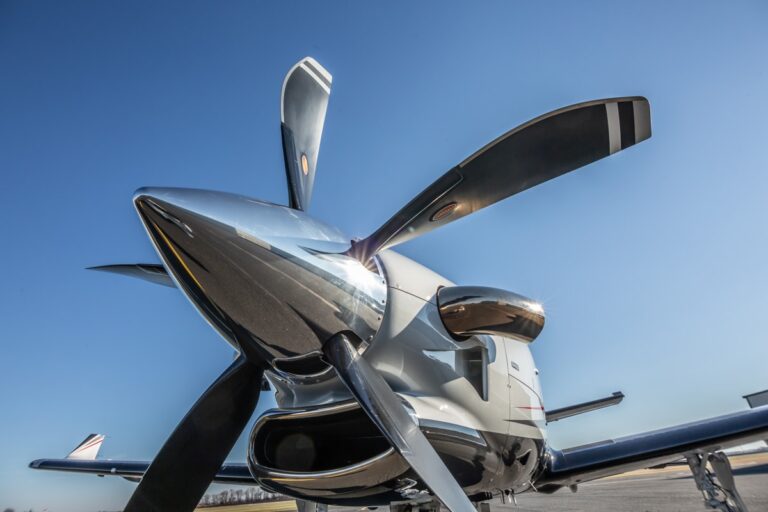 TBM-1137-Prop