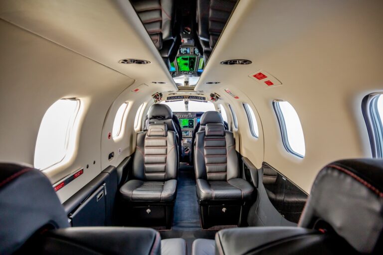 TBM-1137-interior3