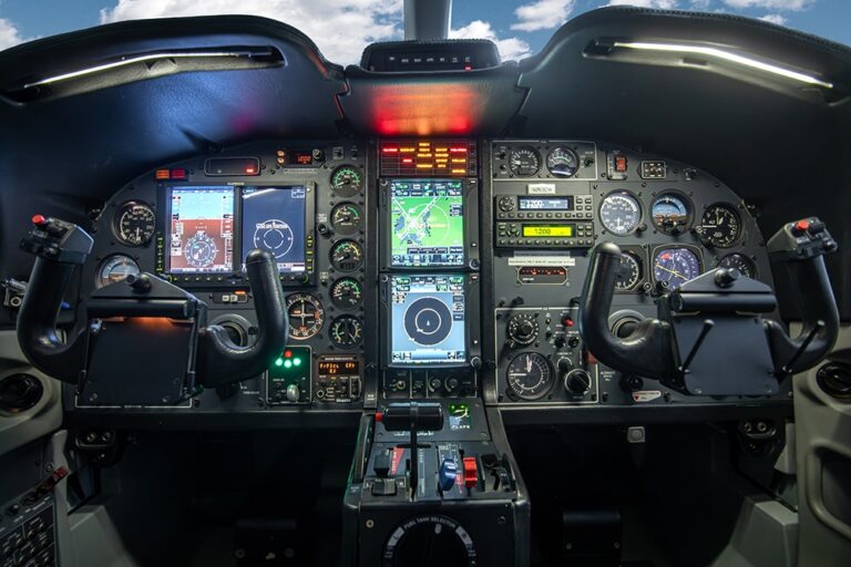 TBM-700-C2-N263CW-10-2