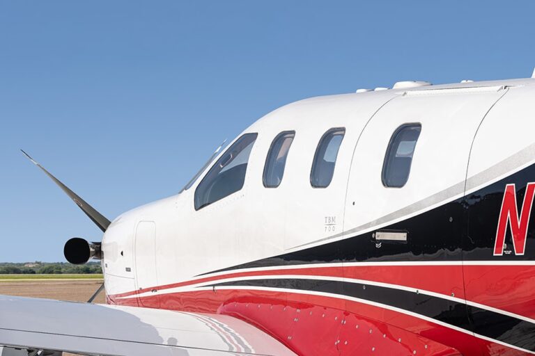 TBM-700-N726RY-8