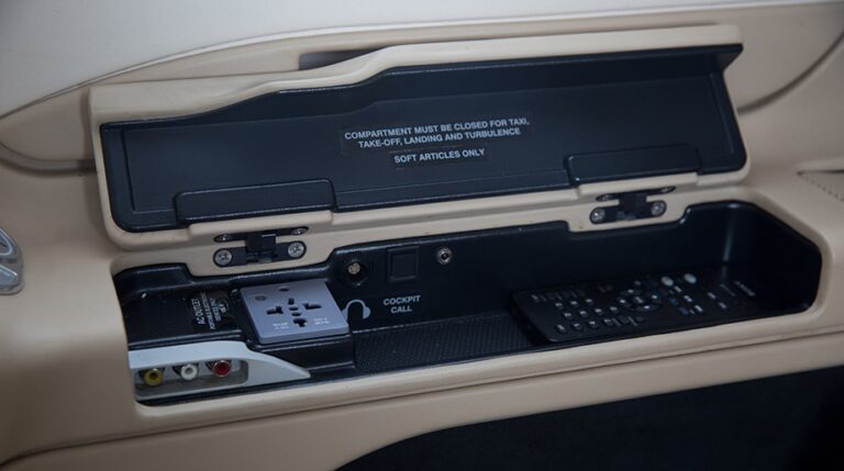 interior-detail_921x515