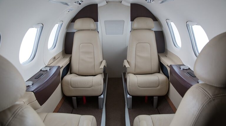 interior2_921x515-1
