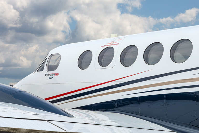 King Air 350 - N787DK-12