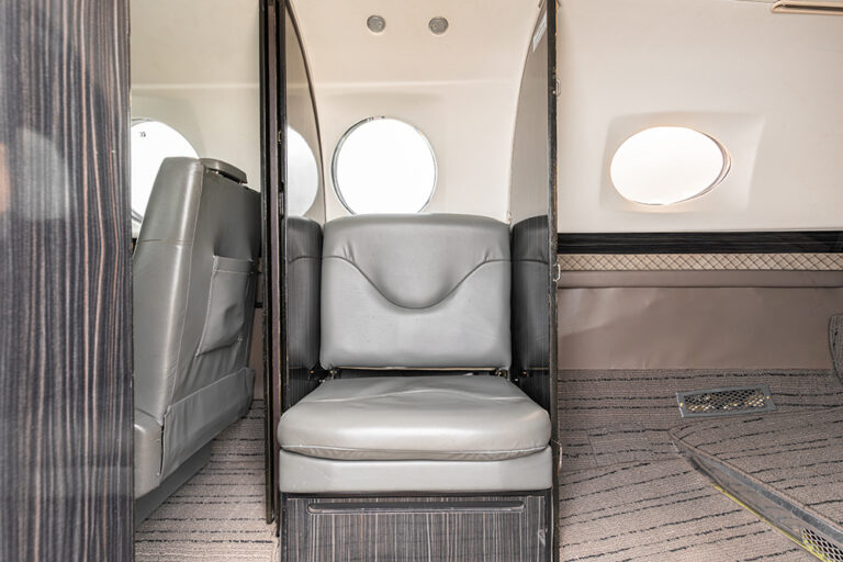 King Air 350 - N787DK-16