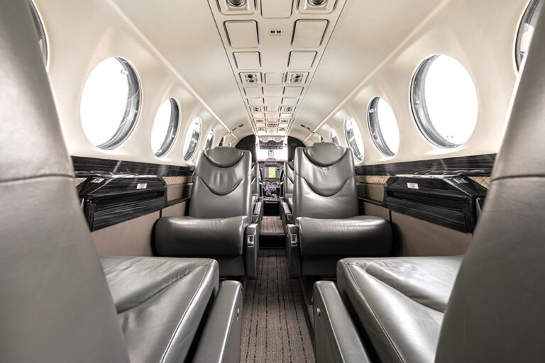 King Air 350 - N787DK-19
