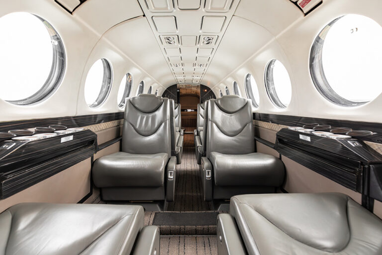 King Air 350 - N787DK-27