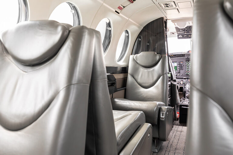 King Air 350 - N787DK-30