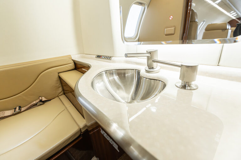 Lear 45XR - N87SK-49