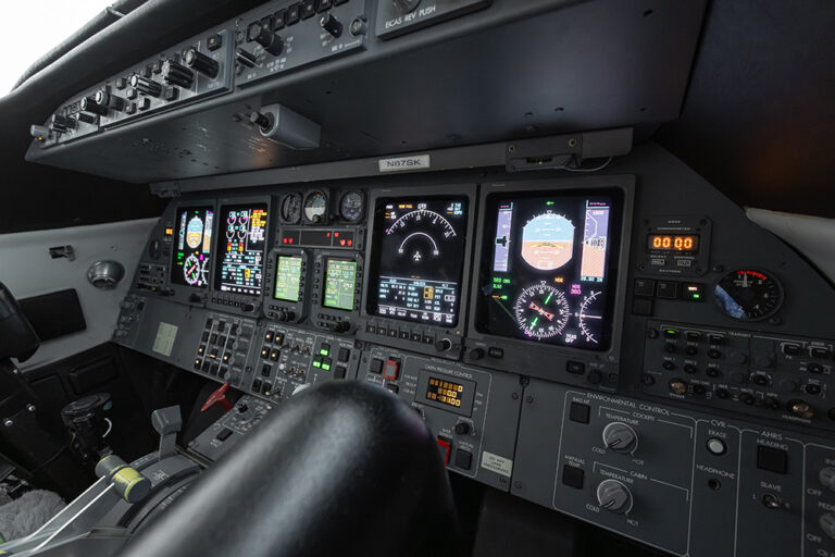 Lear 45XR - N87SK-66