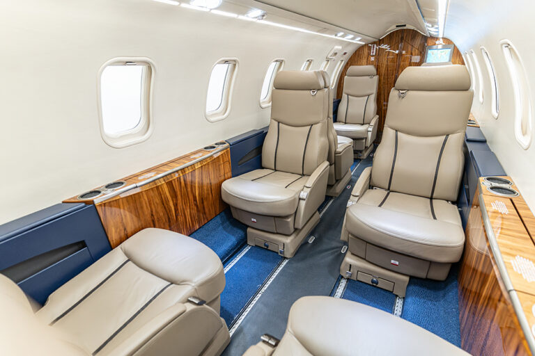 Lear 45XR - N555VR-19 - Copy