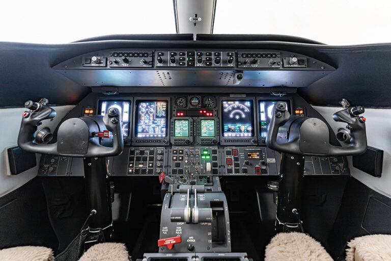 Lear 45XR - N555VR-43